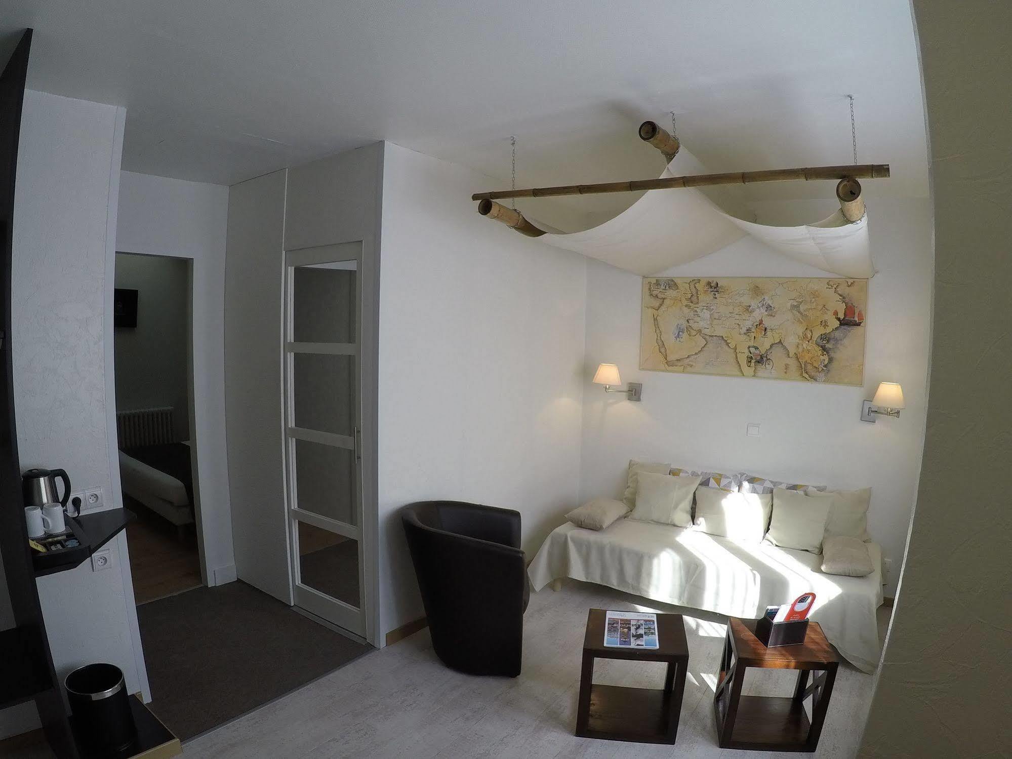 לימוז' Art Hotel Tendance מראה חיצוני תמונה