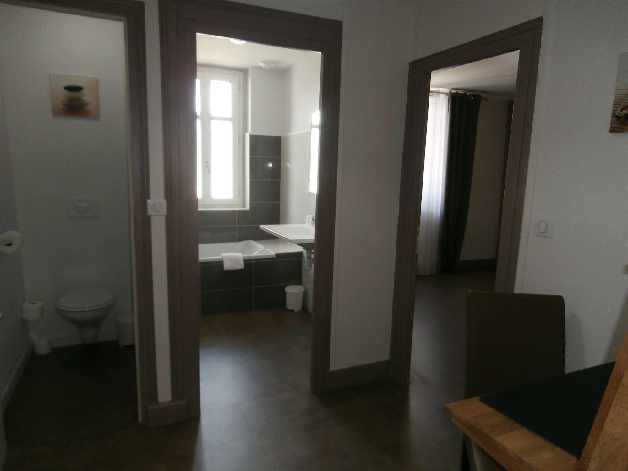 לימוז' Art Hotel Tendance מראה חיצוני תמונה