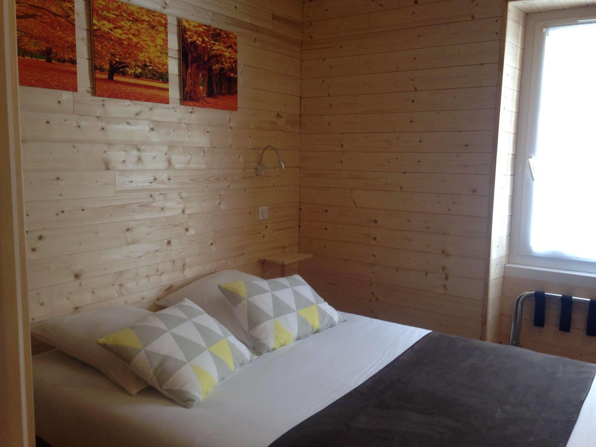 לימוז' Art Hotel Tendance מראה חיצוני תמונה