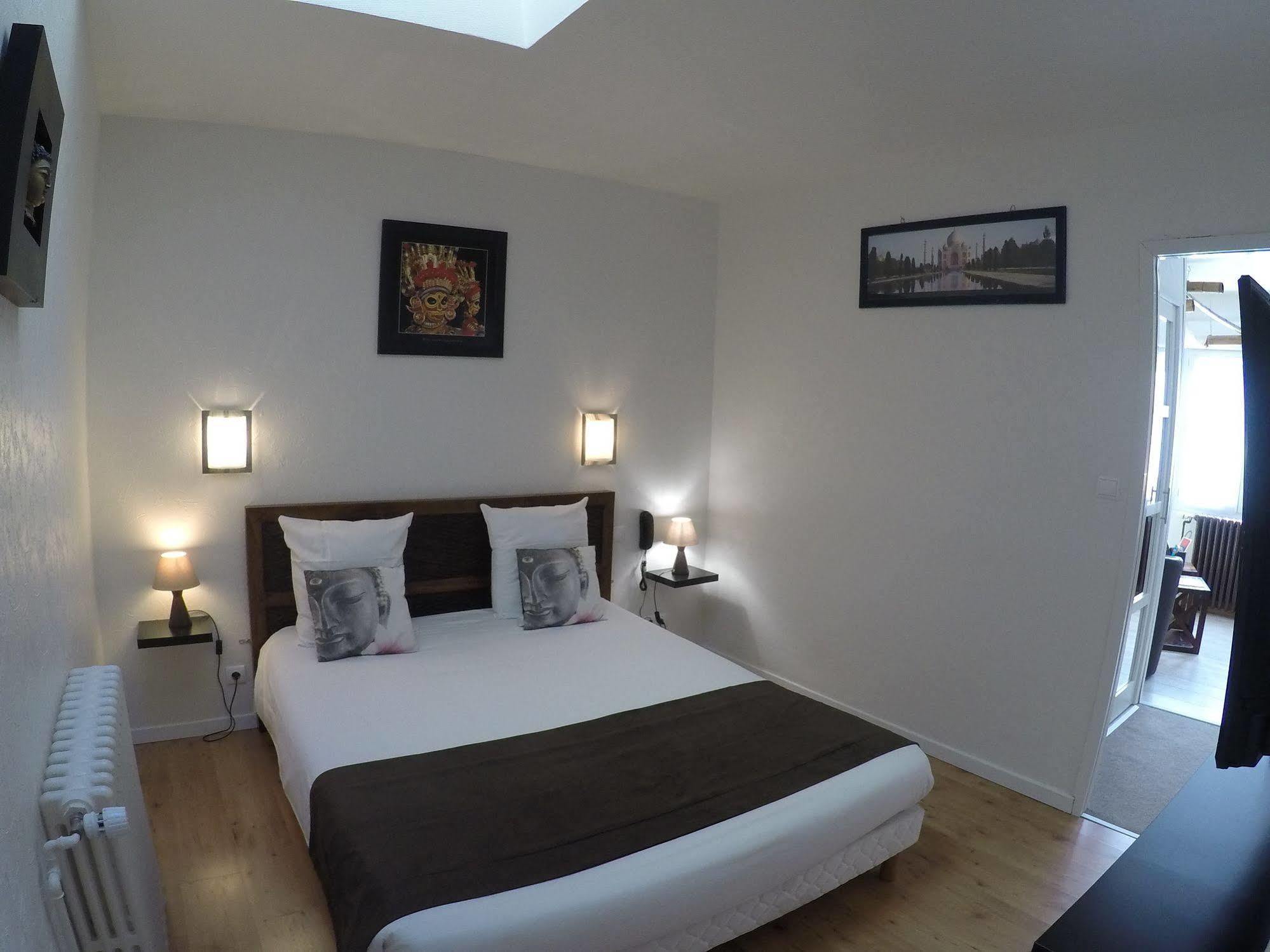 לימוז' Art Hotel Tendance מראה חיצוני תמונה