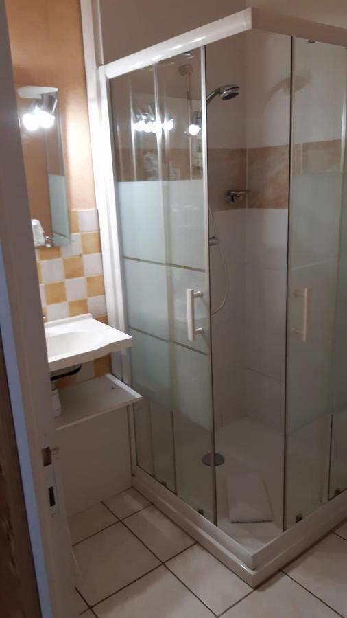 לימוז' Art Hotel Tendance מראה חיצוני תמונה