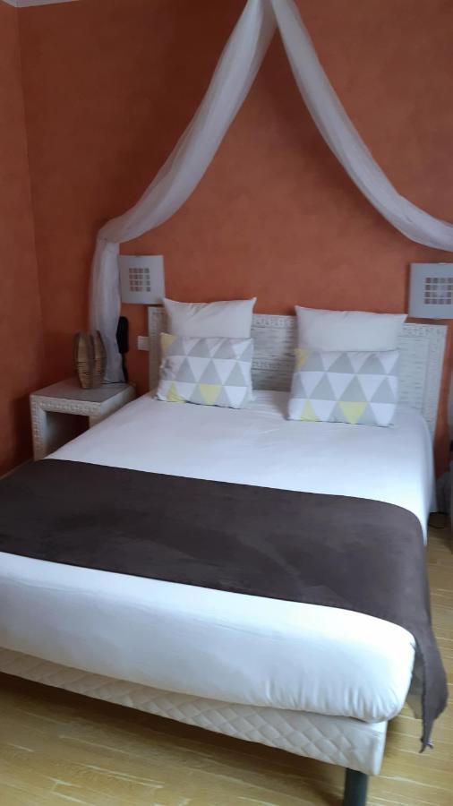 לימוז' Art Hotel Tendance מראה חיצוני תמונה